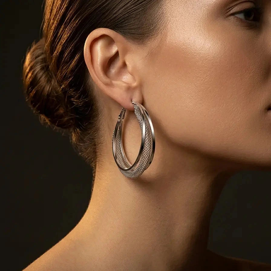 Torsade Hoop · Gold / Silver / Rose Gold