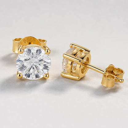 Éclat Studs · Moissanite