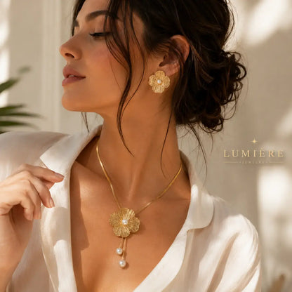 Fleur Pearl Set · Necklace & Earrings