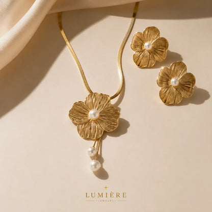 Fleur Pearl Set · Necklace & Earrings