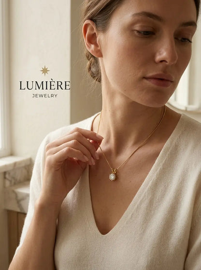Lumière Solitaire Necklace · Moissanite