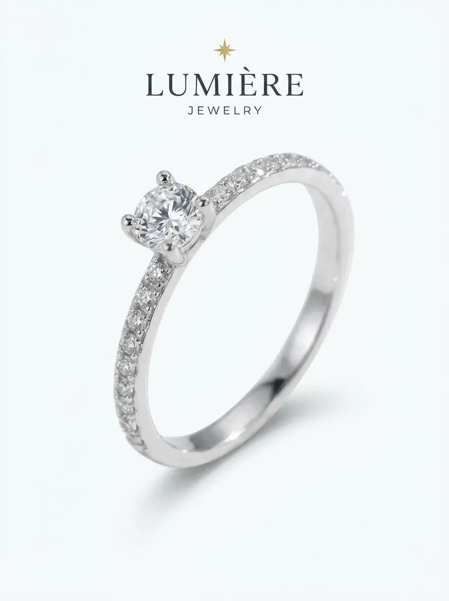 Céleste Solitaire Ring · Brilliant-Cut Stone