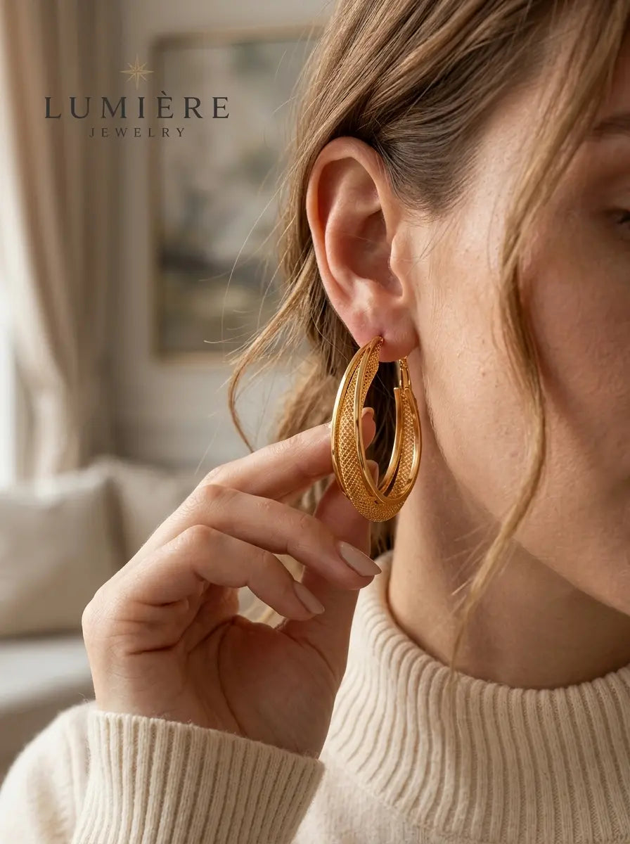 Torsade Hoop · Gold / Silver / Rose Gold