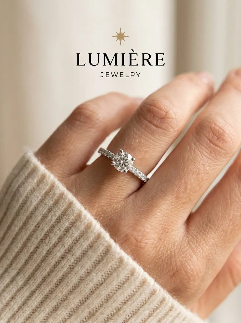 Céleste Solitaire Ring · Brilliant-Cut Stone