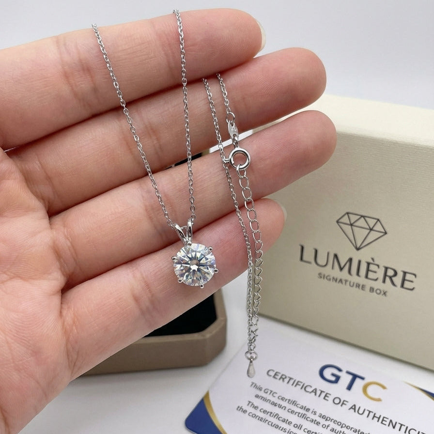 Lumière Solitaire Necklace · S925 Silver & Moissanite