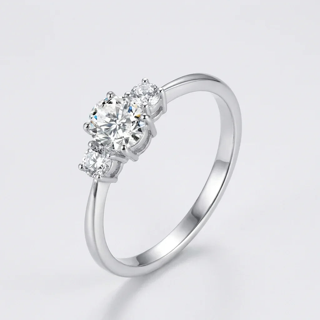 Trilogy Ring · S925 Silver & Moissanite