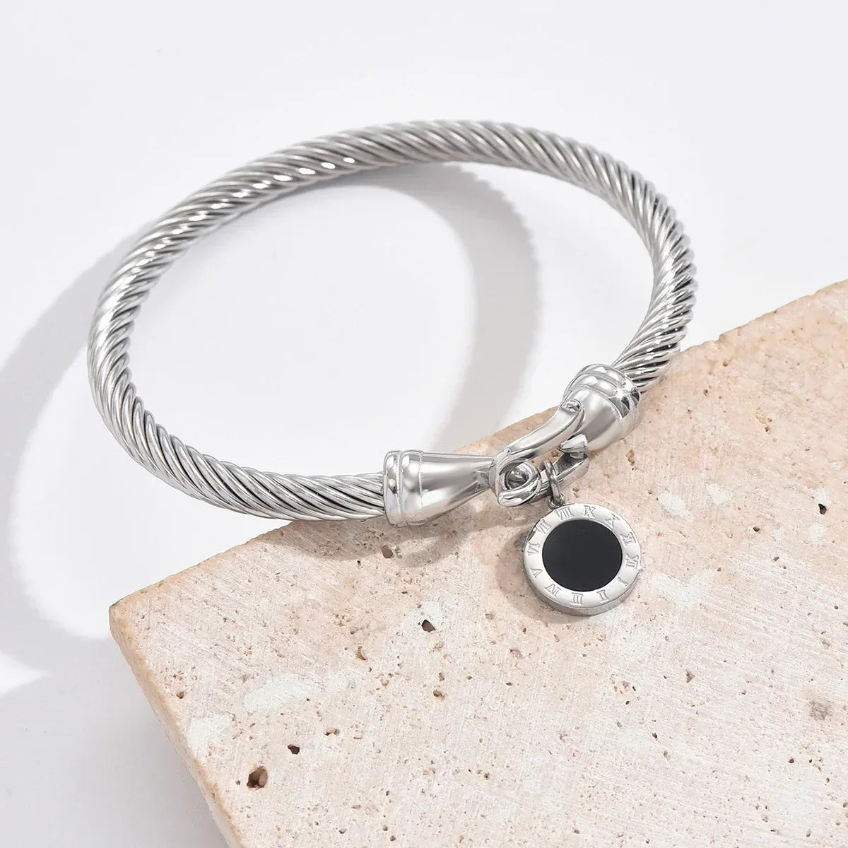 Roma Cuff · Gold / Silver