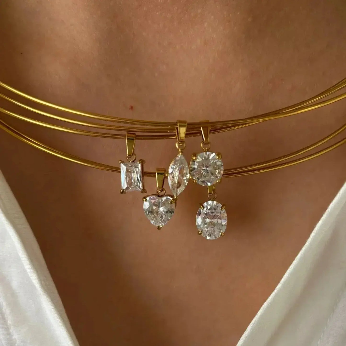 Forme Necklace · Gold Tone