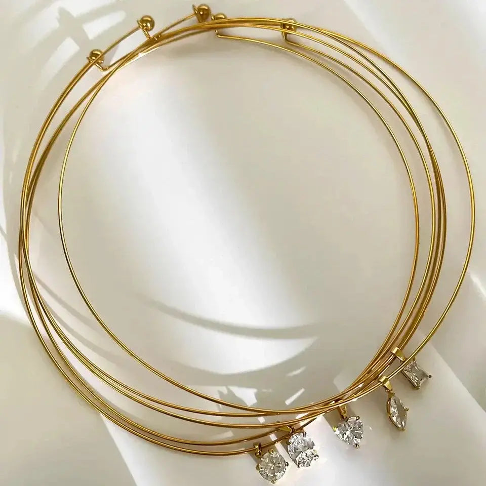 Forme Necklace · Gold Tone