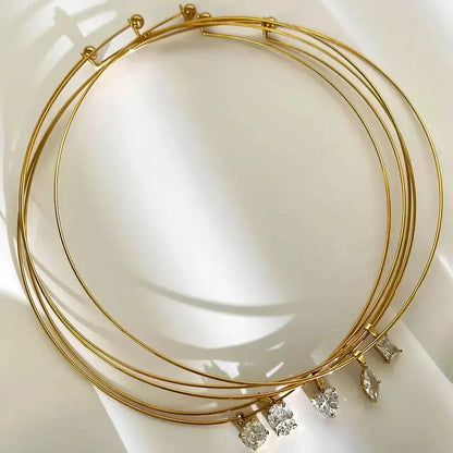 Forme Necklace · Gold Tone