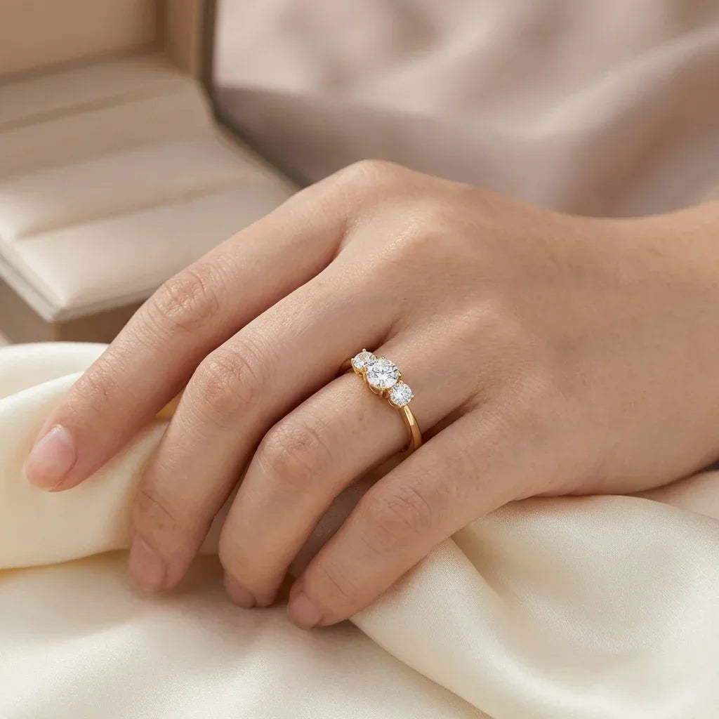 Trilogy Ring · S925 Silver & Moissanite