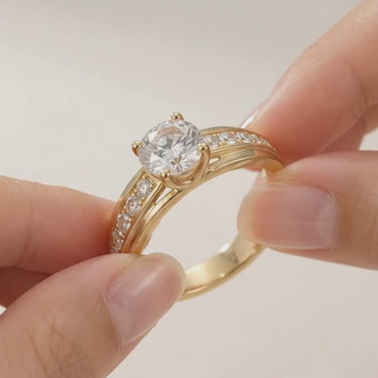 Lumière Solitaire Pavé Ring · Moissanite